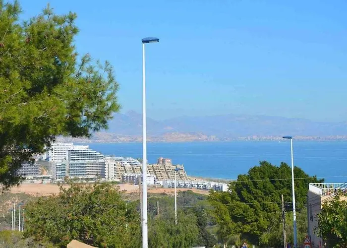 Moderno Apartamento A 500 M De La Playa