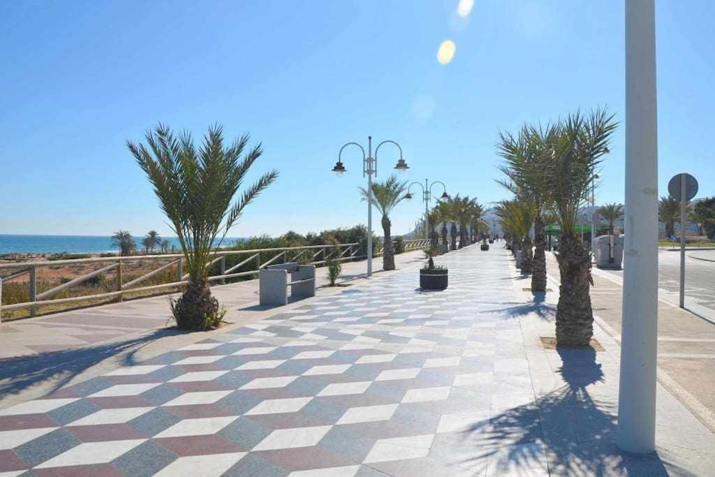 Moderno A 500 M De La Playa Arenales del Sol