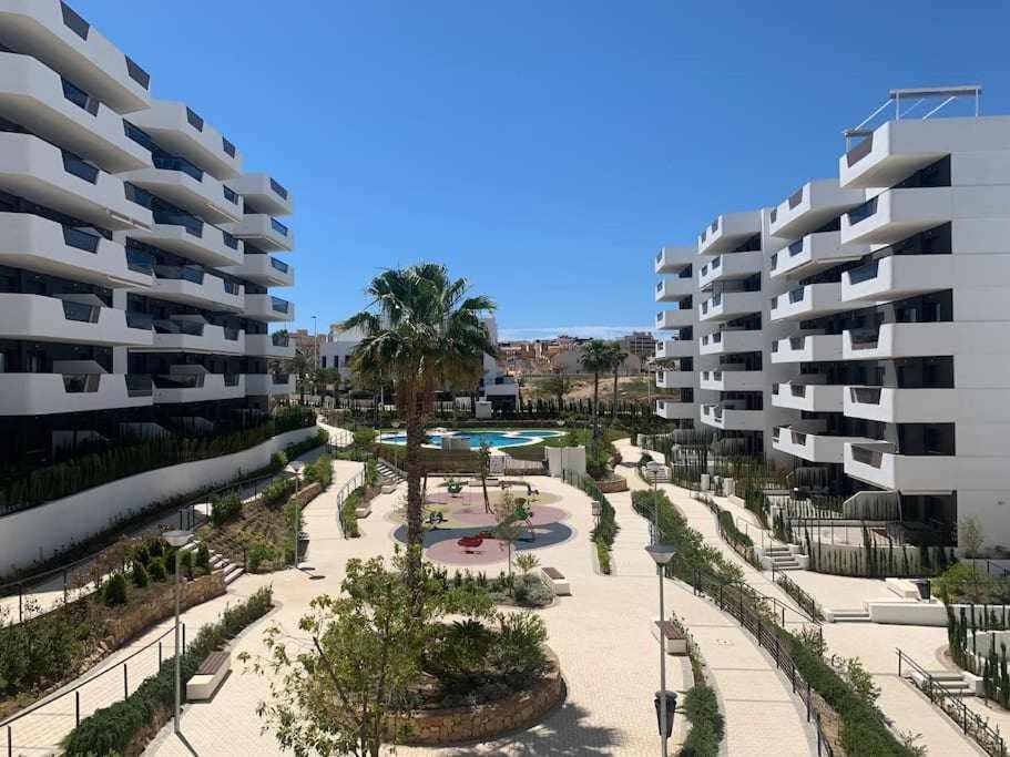 Apartment Moderno A 500 M De La Playa Arenales del Sol