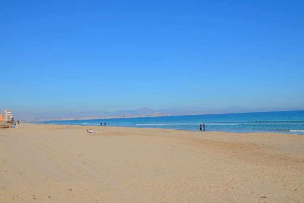 Moderno A 500 M De La Playa Arenales del Sol