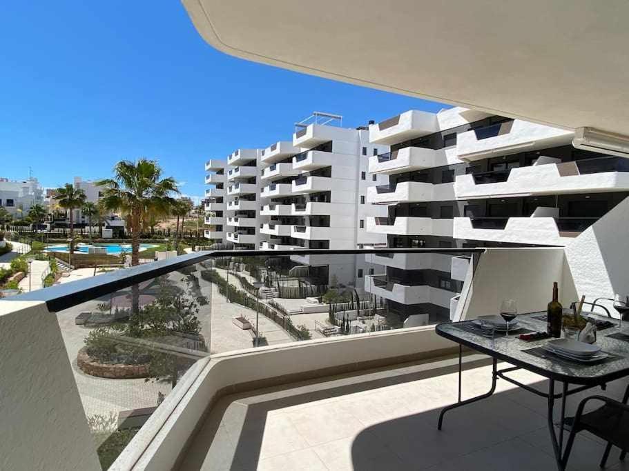 Apartment Moderno A 500 M De La Playa Arenales del Sol
